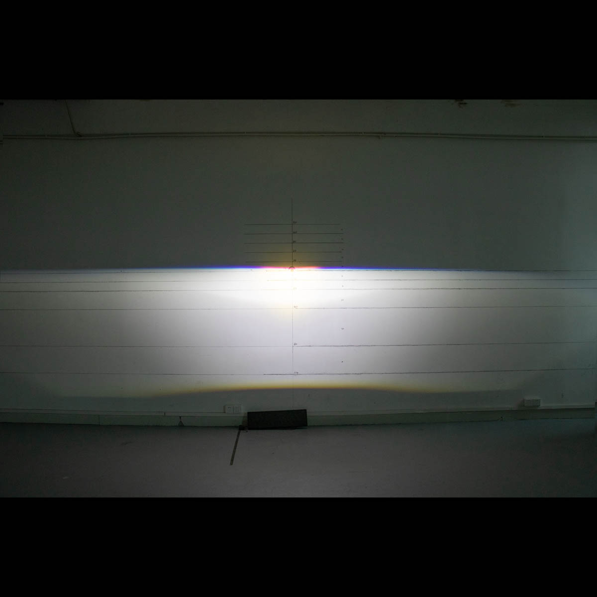 Proyector LED VAHID E10 Pro Max-Y de 3,0 pulgadas: máxima luminosidad, triple reflector y refrigeración de alto rendimiento